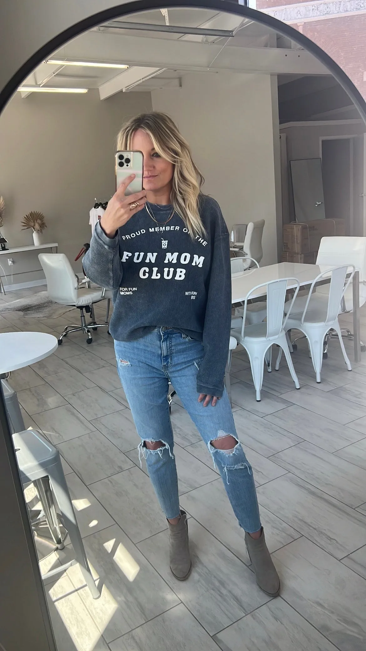 CORDED SWEATSHIRT F+S FUN MOM CLUB