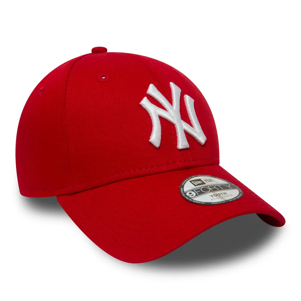 New ERA Essential Kids Red 9FORTY Adjustable Cap for New York Yankees Fans