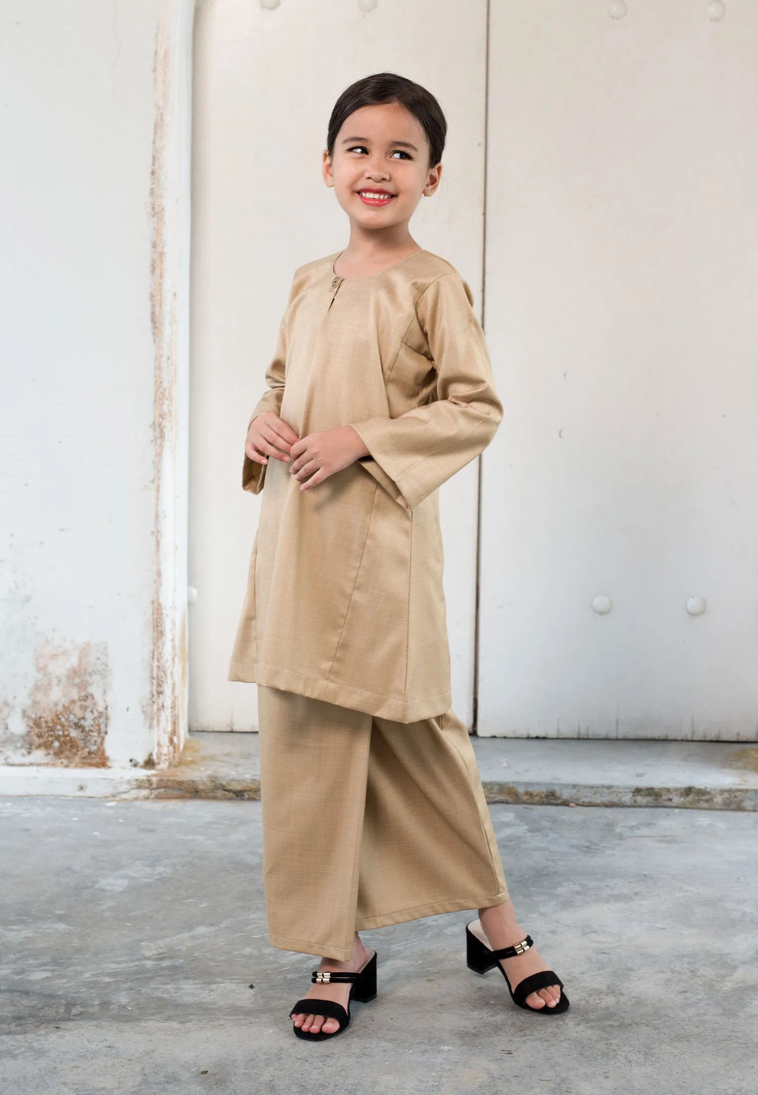 Reena Kids Kurung Klasik