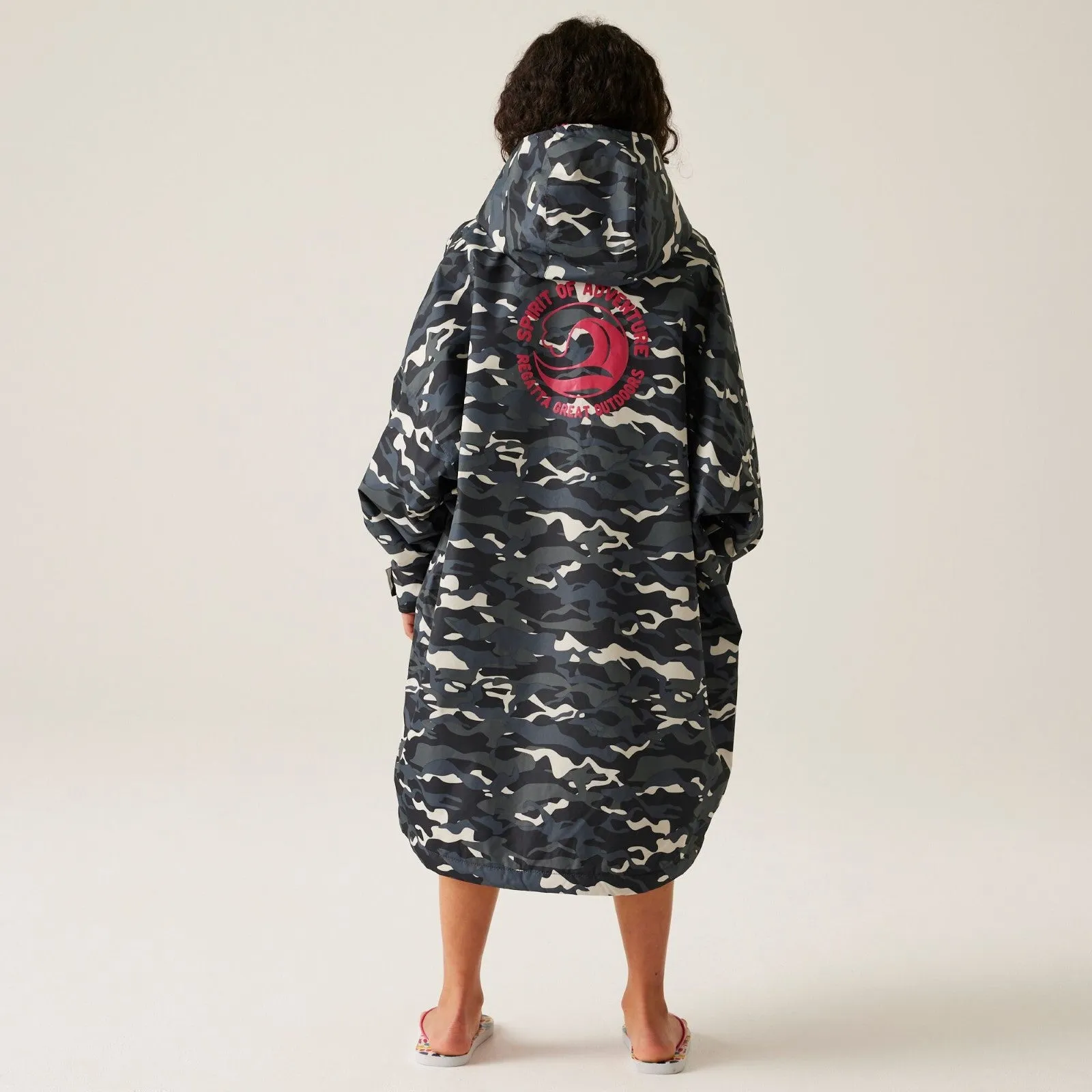 Regatta Kids Spirit Of Adventure Waterproof Changing Robe