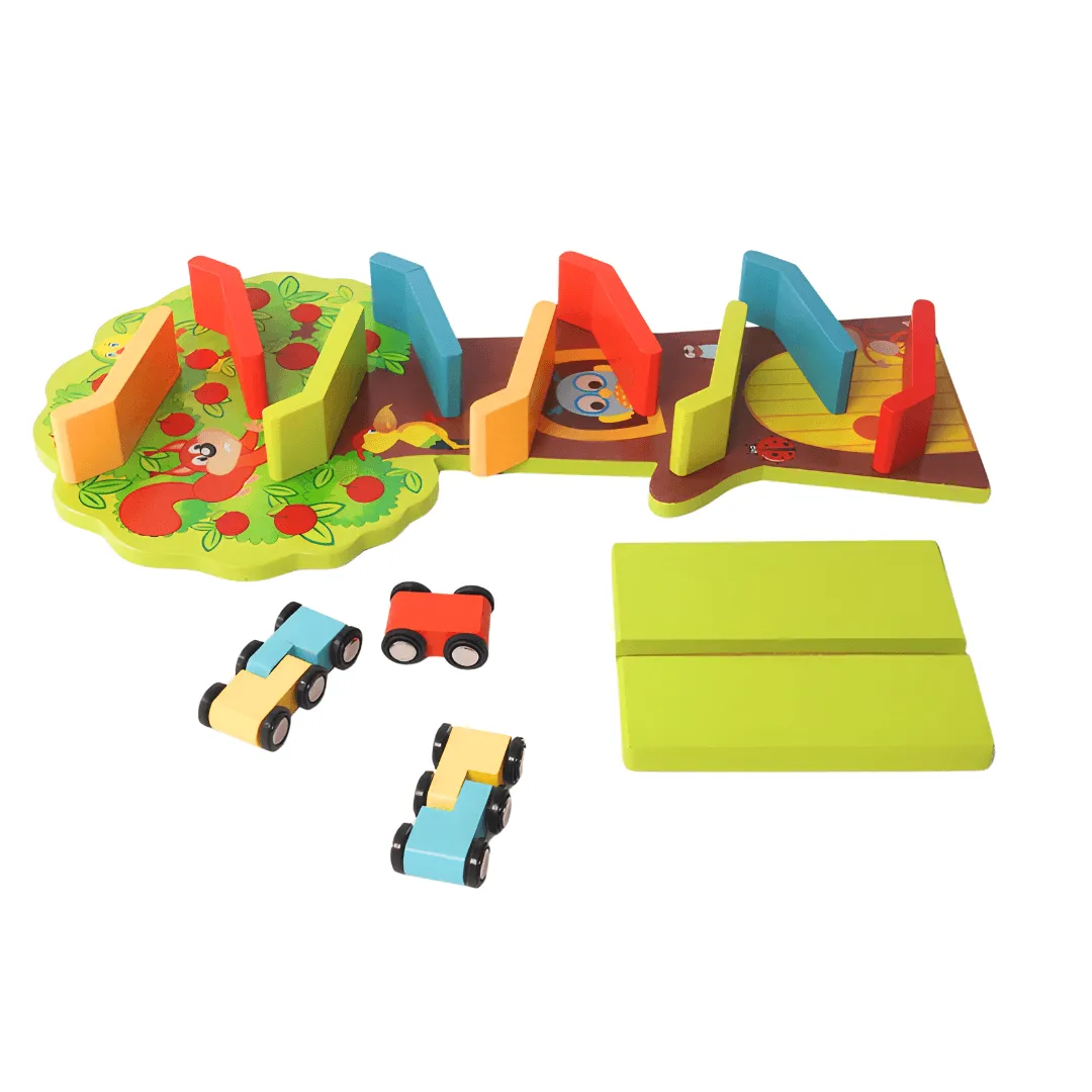 Wooden Squirrel Taxiway Toy with Small Cars for 3-Year-Olds